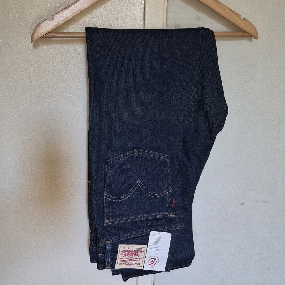 Levi's 501 Women Classic Indigo Straight Jeans